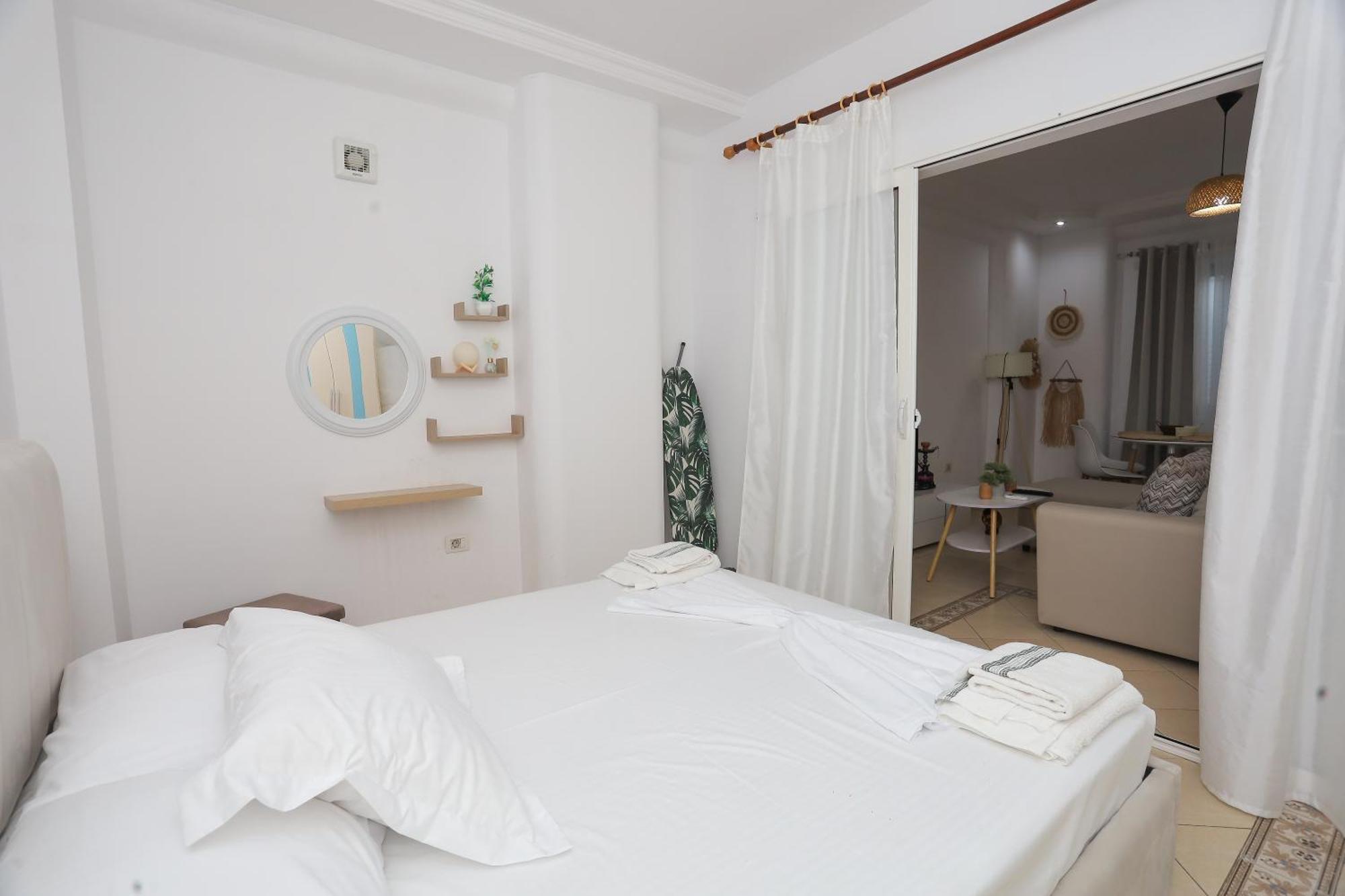 New Bazar Selvia Apartment Tirana Kültér fotó